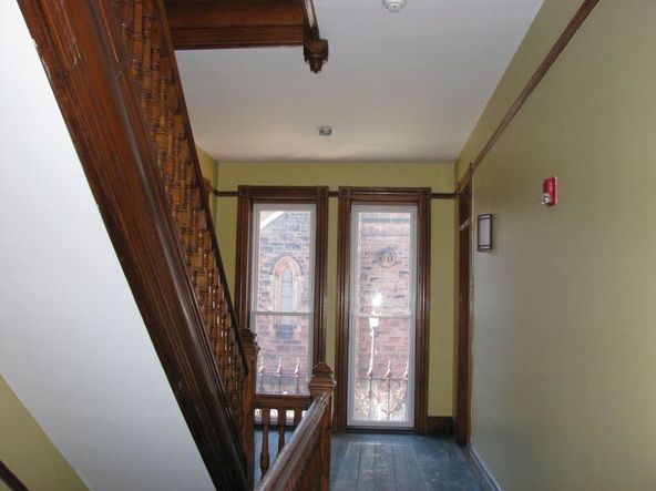 3 Irving St, Worcester, MA 01609